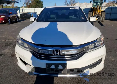 2017 Honda Accord Sport из США, поврежденный, VIN 1HGCR2F55HA225183